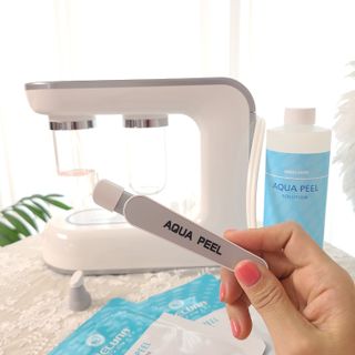 [아벨루나] 모공고민 싹 빨아들이는 홈 뷰티 디바이스 아쿠아필링기 아벨루나 M-200 — 5점을 준 리뷰어가 2021년 6월 올린 사용 사진