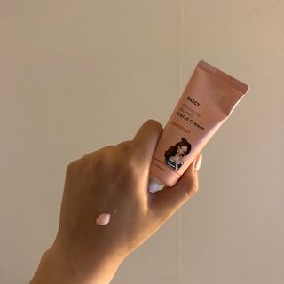 파시 FASCY 高保湿ハンドクリーム40ml+80ml セット — 3.5점을 준 리뷰어가 2021년 8월 올린 사용 사진