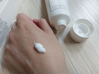 셀프 모이스처라이징 프로텍션 크림 셀프 모이스처라이징 프로텍션크림 — 5점을 준 리뷰어가 2022년 4월 올린 사용 사진