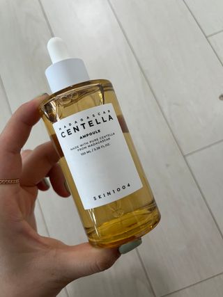 [스킨1004] 마다가스카르 센텔라 앰플 100ml — 5점을 준 리뷰어가 2024년 5월 올린 사용 사진