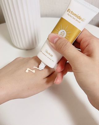 에이치투오랩 엑토마이드 G 퍼펙트 선세럼 — 5점을 준 리뷰어가 2023년 4월 올린 사용 사진