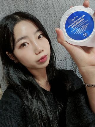 제주인디 폴리인디고 리프레쉬 바이오셀룰로오스 마스크팩 — 5점을 준 리뷰어가 2021년 11월 올린 사용 사진