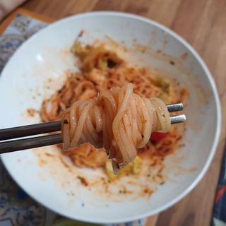 [한면원] 비빔국수 2인분 — 5점을 준 리뷰어가 2022년 7월 올린 사용 사진