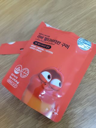 [푸름웰니스] 라바 멀티비타민 구미 36g — 5점을 준 리뷰어가 2022년 4월 올린 사용 사진