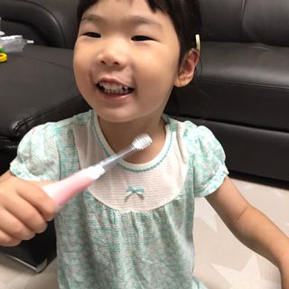 [오라덴스] 99.9 항균 칫솔모_키즈 진동칫솔 2,3단계 중 택 1 — 3점을 준 리뷰어가 2021년 7월 올린 사용 사진
