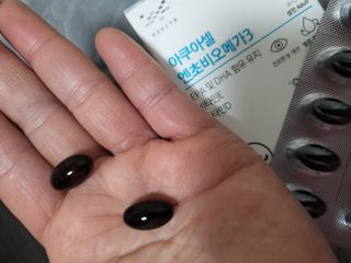 메디포스트 모비타 아쿠아셀 엔초비오메가3 60캡슐 — 5점을 준 리뷰어가 2023년 1월 올린 사용 사진