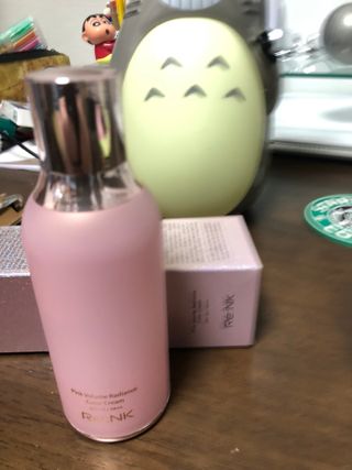 리엔케이 핑크 볼륨 래디언스 컬러크림 에디션 — 5점을 준 리뷰어가 2022년 11월 올린 사용 사진