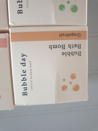 버블데이 배쓰밤 거품입욕제 버블바 6종 — 4점을 준 리뷰어가 2021년 8월 올린 사용 사진