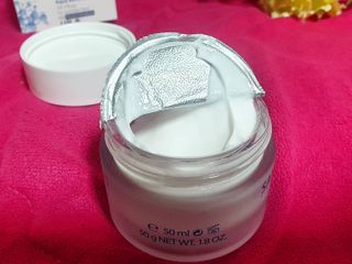 산수시 아쿠아 베네핏 24h 수부지 물광 속건조 수분크림 50ml — 5점을 준 리뷰어가 2021년 6월 올린 사용 사진