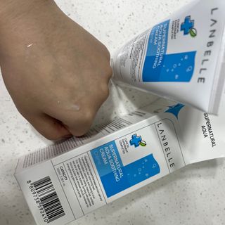 랑벨 수퍼내츄럴 아쿠아 수딩 크림 100ml — 5점을 준 리뷰어가 2023년 2월 올린 사용 사진