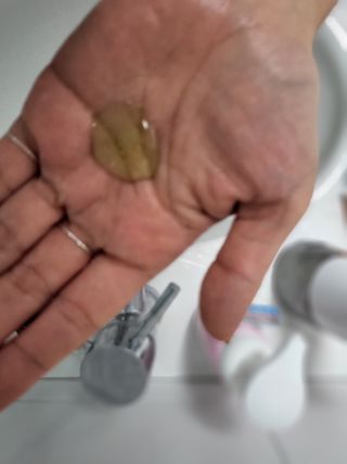 프리마인 메이크업과 들뜨는 각질까지 한방에 깐달걀로! 순하기까지한 셀베이스 그린티클렌저(200ml) — 4점을 준 리뷰어가 2023년 1월 올린 사용 사진