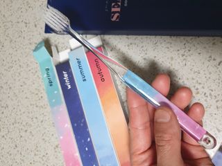 에브리모먼트 에브리 모먼트 칫솔 Every moment toothbrush — 5점을 준 리뷰어가 2022년 3월 올린 사용 사진