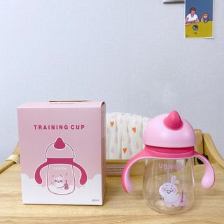 유비맘 트라이탄 코니빨대컵_컬러 랜덤 발송 — 5점을 준 리뷰어가 2021년 2월 올린 사용 사진
