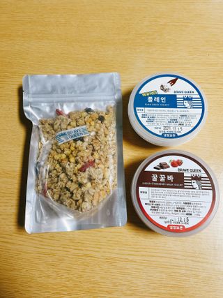 [브레이브퀸] 수제 그릭 요거트 + 그래놀라 세트 — 4점을 준 리뷰어가 2021년 12월 올린 사용 사진