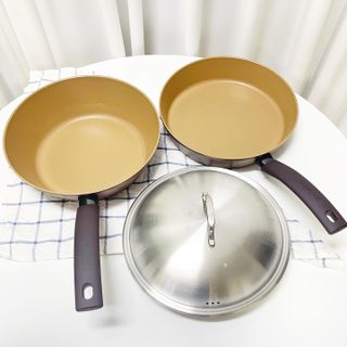 모멘토 마론 프라이팬 26cm 3종 (26cm팬/26cm웍팬/호환 스티머+돔뚜껑) — 5점을 준 리뷰어가 2022년 9월 올린 사용 사진