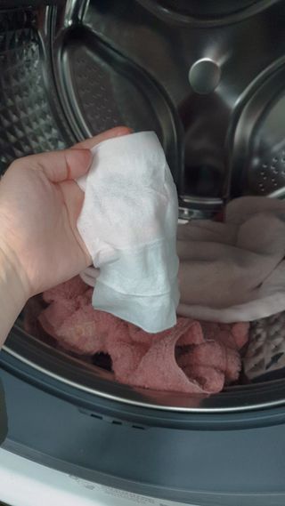 [이즈라이프코스메틱] 퍼퓸 드라이어 시트 히노끼향  or 블랑향 2중 택1 30매 — 4.5점을 준 리뷰어가 2021년 5월 올린 사용 사진