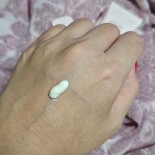 프리마인 선크림만 바꿨을 뿐인데 매일 물 2L챙겨먹고 기초케어 완벽하게 한 물빛피부 완성,셀라브UV프로텍터 — 5점을 준 리뷰어가 2023년 8월 올린 사용 사진