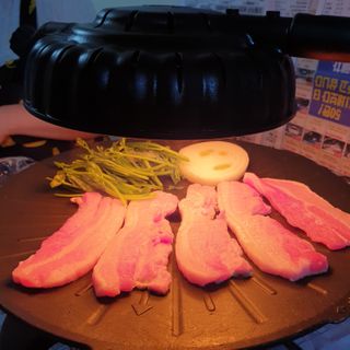 [중소기업유통센터 X 우수소상공인] 더자농 국내산 삼겹살 패키지 삼겹살 600g+목살300g+미나리500g — 5점을 준 리뷰어가 2021년 1월 올린 사용 사진
