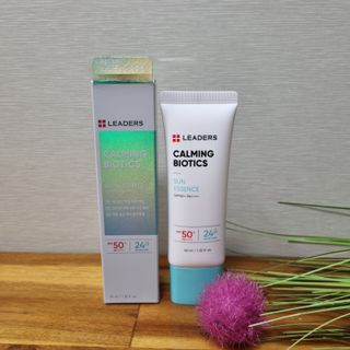 리더스코스메틱 리더스 카밍 바이오틱스 선 에센스 SPF 50+ PA++++ — 5점을 준 리뷰어가 2022년 6월 올린 사용 사진