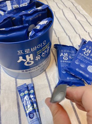 서울약사신협_프로바이오생유산균_2.5G x 100포 — 3.5점을 준 리뷰어가 2021년 2월 올린 사용 사진