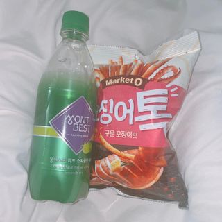 몽베스트 Montbest with Sparkling water Lime20병 — 3점을 준 리뷰어가 2022년 5월 올린 사용 사진