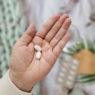 [경남제약헬스케어]케어플러스 관절엔 MSM 1000mg 60정/1개월분/관절/뼈/연골 영양/비타민D+아연/1일2정 — 5점을 준 리뷰어가 2024년 1월 올린 사용 사진