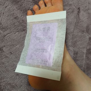 [레제르] 아로마 수액패치 발패치 30매입 -라벤더향/유칼립투스향/대나무향 — 5점을 준 리뷰어가 2022년 5월 올린 사용 사진