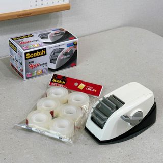 3M 스카치 원터치 테이프 디스펜서 커터기 오렌지/블랙 + 초강력 다용도 테이프 8매 — 5점을 준 리뷰어가 2024년 3월 올린 사용 사진