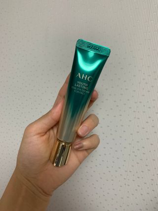 [NEW 탄력유턴 아이크림] AHC 유스 래스팅 리얼 아이크림 포 페이스 — 5점을 준 리뷰어가 2021년 2월 올린 사용 사진
