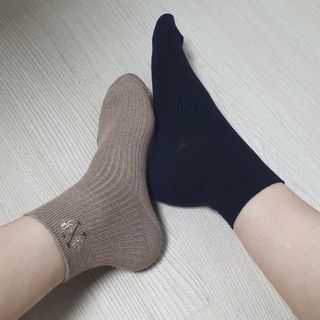[사이즈가 있는 양말 필로이] 남/여 골지 발목 양말 4족 세트 남【S, M, L, XL】여【S, M, L】_컬러 랜덤 — 5점을 준 리뷰어가 2022년 6월 올린 사용 사진