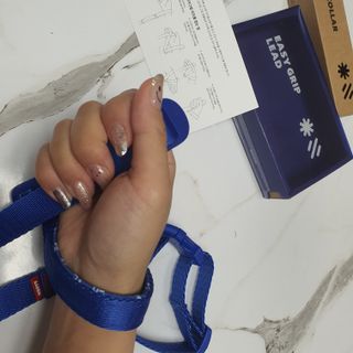 베이컨박스 [BACON] 고아웃클럽 이지그립 리드줄, 목줄 세트-BLUE — 5점을 준 리뷰어가 2021년 7월 올린 사용 사진