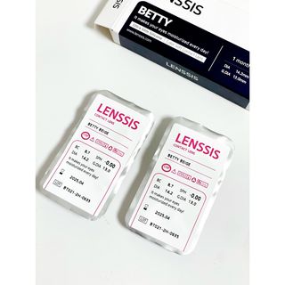 렌시스 LENSSIS [ 렌시스 ] 품절대란템 , 데일리로 쓰기 좋은 ＃베티 시리즈 1개월용 ｜ 5컬러 중 택1 ｜ — 4점을 준 리뷰어가 2021년 4월 올린 사용 사진