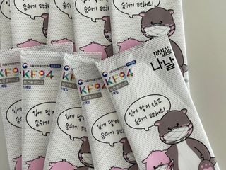 케이파이 나날마스크 [케이파이 나날] KF94 마스크 50매입 (개별포장) ,  여름에도 좋은 숨쉬기 편한 순수 국산 마스크 — 5점을 준 리뷰어가 2022년 6월 올린 사용 사진