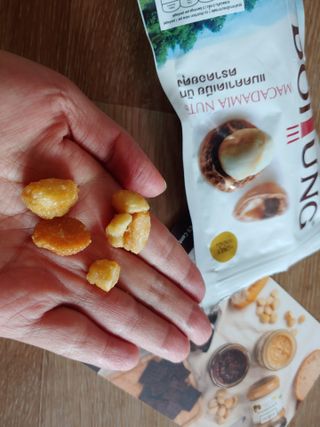 도이퉁 마카다미아 넛 90g  로얄 마카넛 오리지널 쏠트 허니 — 5점을 준 리뷰어가 2021년 9월 올린 사용 사진
