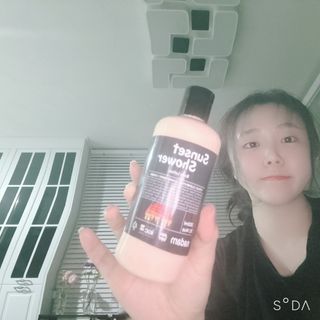 (주)나담코스 [나담코스] 기분좋은 향기 , 퍼퓸 바디로션 — 4점을 준 리뷰어가 2023년 3월 올린 사용 사진