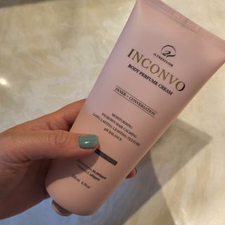 오투에니원 인컨보 바디 퍼퓸 크림 200ml — 5점을 준 리뷰어가 2022년 12월 올린 사용 사진