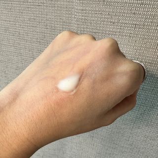 더사가오브수 [사가수] 효혜윤 보태니컬 에너지 에센스인로션 20ml /아이포올 스틱 3g — 5점을 준 리뷰어가 2023년 3월 올린 사용 사진