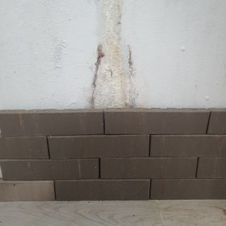 [신흥산업] 붙이는 벽돌 황토 파벽돌 230mm 45장,  욕실 인테리어 실내장식 셀프인테리어 — 5점을 준 리뷰어가 2023년 5월 올린 사용 사진