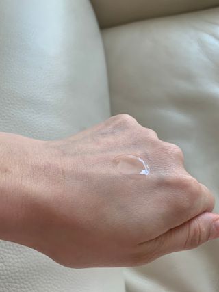 썸헤어 / SUMHAIR 썸헤어 실키 테라피 헤어 에센스 — 5점을 준 리뷰어가 2021년 5월 올린 사용 사진