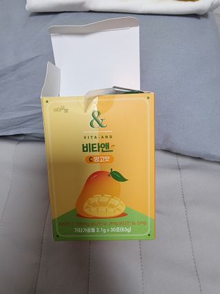 비타앤C 레몬맛, 망고맛 — 5점을 준 리뷰어가 2021년 5월 올린 사용 사진