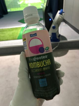더그레잇티 콤부차 [매일유업] 더그레잇티 44kcal 콤부차 300ml *12개입 (오리지널 6개+베리리치 6개) — 4점을 준 리뷰어가 2023년 9월 올린 사용 사진