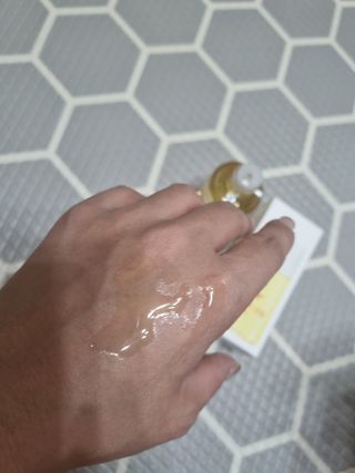 바이오오일 [바이오-오일] 스킨케어 오일 내추럴 60ml — 5점을 준 리뷰어가 2021년 11월 올린 사용 사진