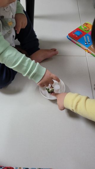 [올가드] 무방부제 대용량 코인티슈 500개입 + 휴대용케이스 1개 — 4.5점을 준 리뷰어가 2022년 12월 올린 사용 사진
