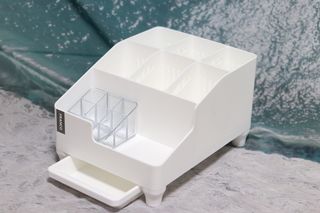 창신리빙 프랑코 멀티 메이크업 홀더 — 5점을 준 리뷰어가 2023년 2월 올린 사용 사진