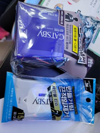 [갸스비] 땀, 유분의 불쾌함을 한 장으로 싹싹 훼이셜 페이퍼 15매 , 바디 페이퍼 30매 2종구성 — 5점을 준 리뷰어가 2021년 5월 올린 사용 사진