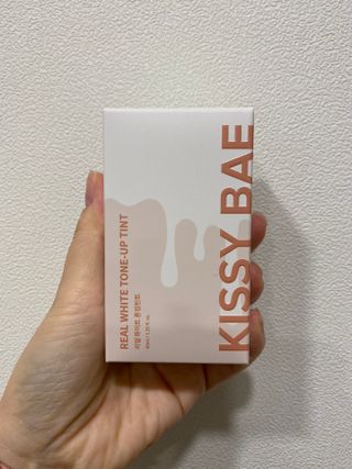 KISSY BAE 키시베이 키시베이 리얼화이트 톤업틴트 — 5점을 준 리뷰어가 2021년 9월 올린 사용 사진