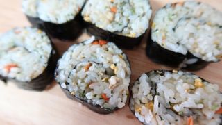해풀잎 누구나 김밥*1ea [(혼합야채 35g *1ea,  김밥김 (5g, 5ea),  양념간장 (6g, 5ea), 참기름(5g, 2ea)] — 5점을 준 리뷰어가 2022년 7월 올린 사용 사진