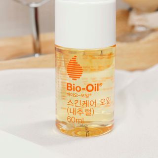 바이오오일 [바이오-오일] 스킨케어 오일 내추럴 60ml — 5점을 준 리뷰어가 2021년 6월 올린 사용 사진