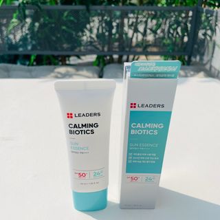 리더스코스메틱 리더스 카밍 바이오틱스 선 에센스 SPF 50+ PA++++ — 5점을 준 리뷰어가 2022년 6월 올린 사용 사진