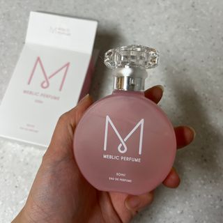 자연스러운 샴푸향이 나는 메블릭퍼퓸 케라 50ml +상큼달달한 라즈베리향이 나는 메블릭퍼퓸 라즈베리 50ml — 5점을 준 리뷰어가 2022년 9월 올린 사용 사진